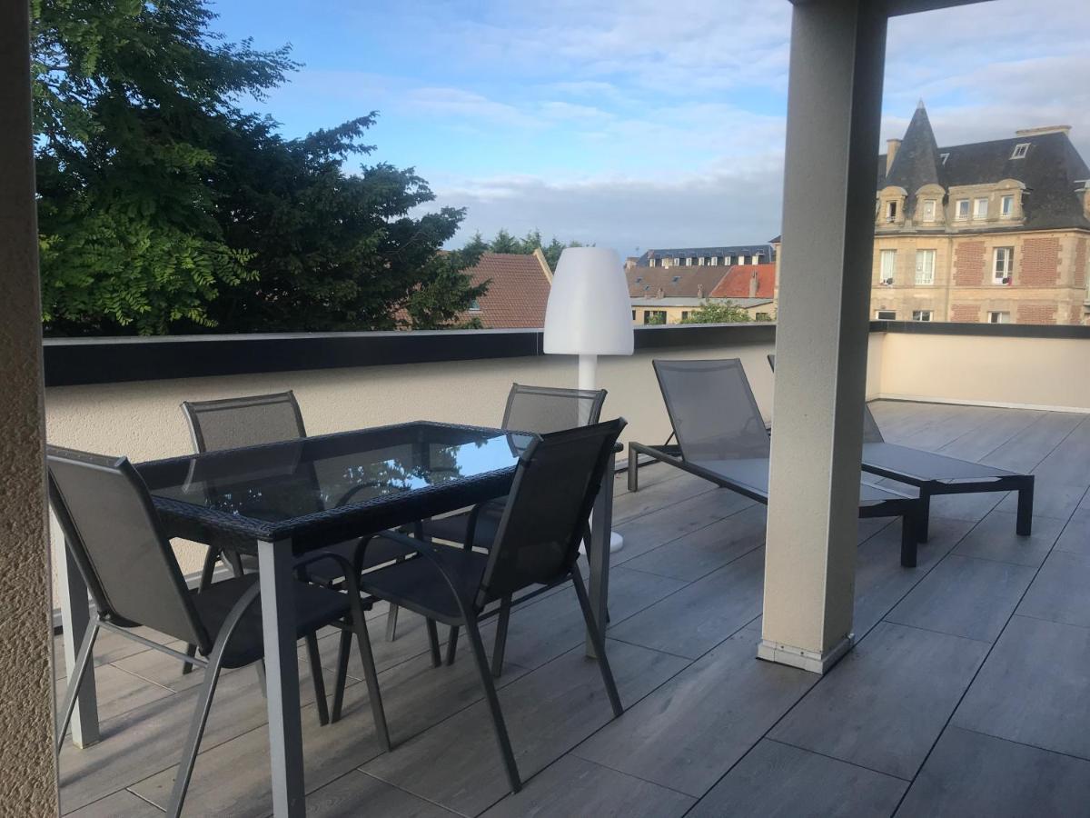 Aux Gres Des Vagues Apartment Lion-sur-Mer Exterior photo